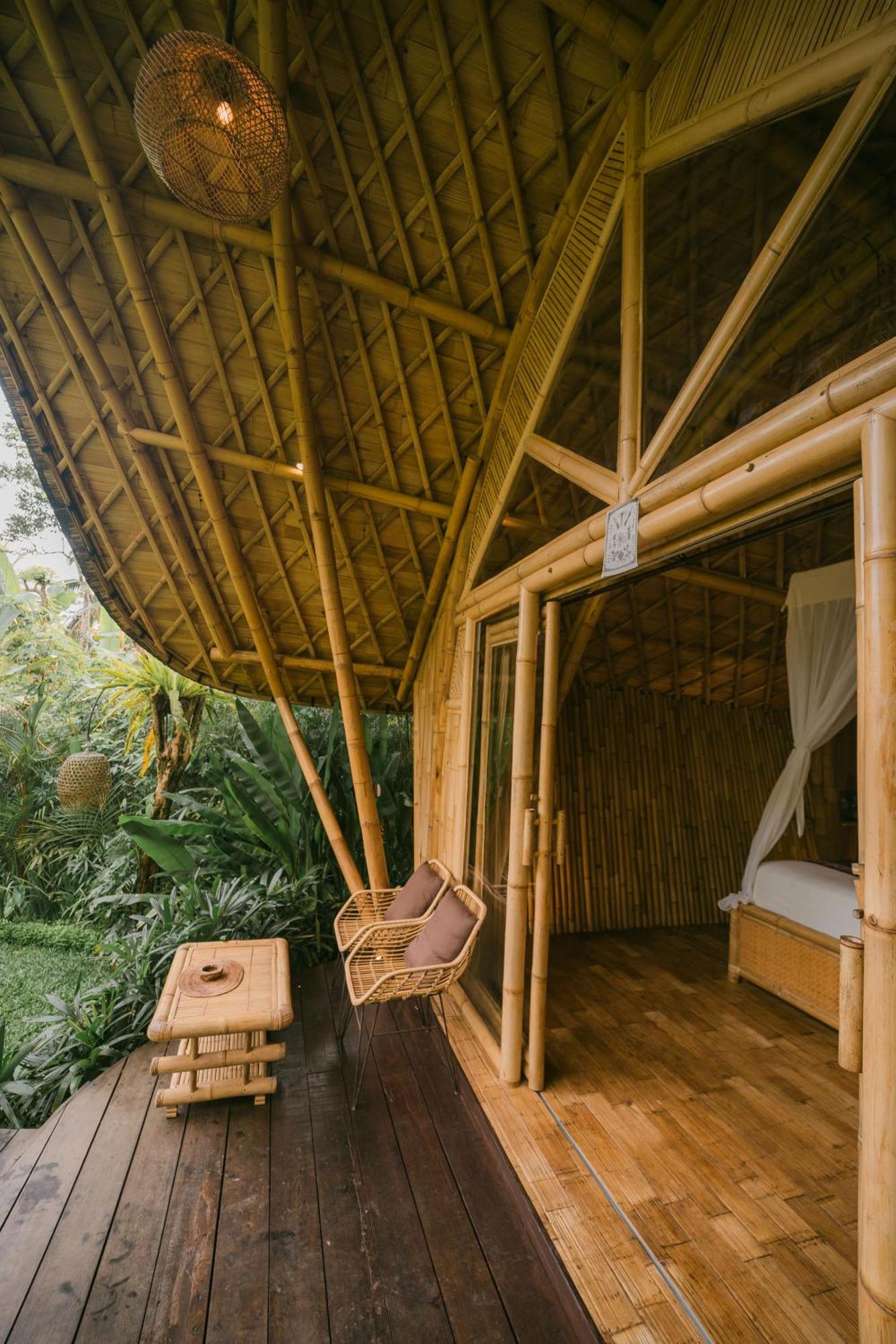 サイドメン Arcada Bali Bamboo Houseヴィラ エクステリア 写真