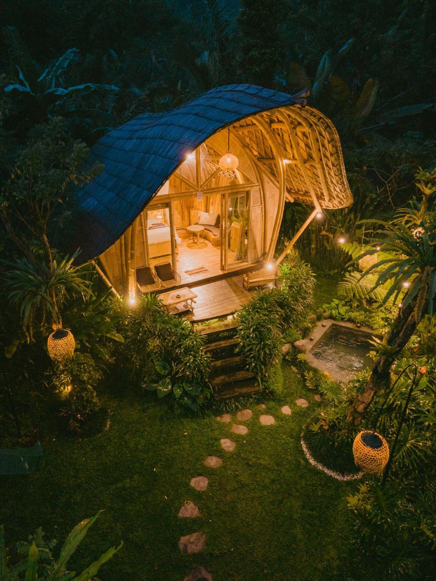 サイドメン Arcada Bali Bamboo Houseヴィラ エクステリア 写真