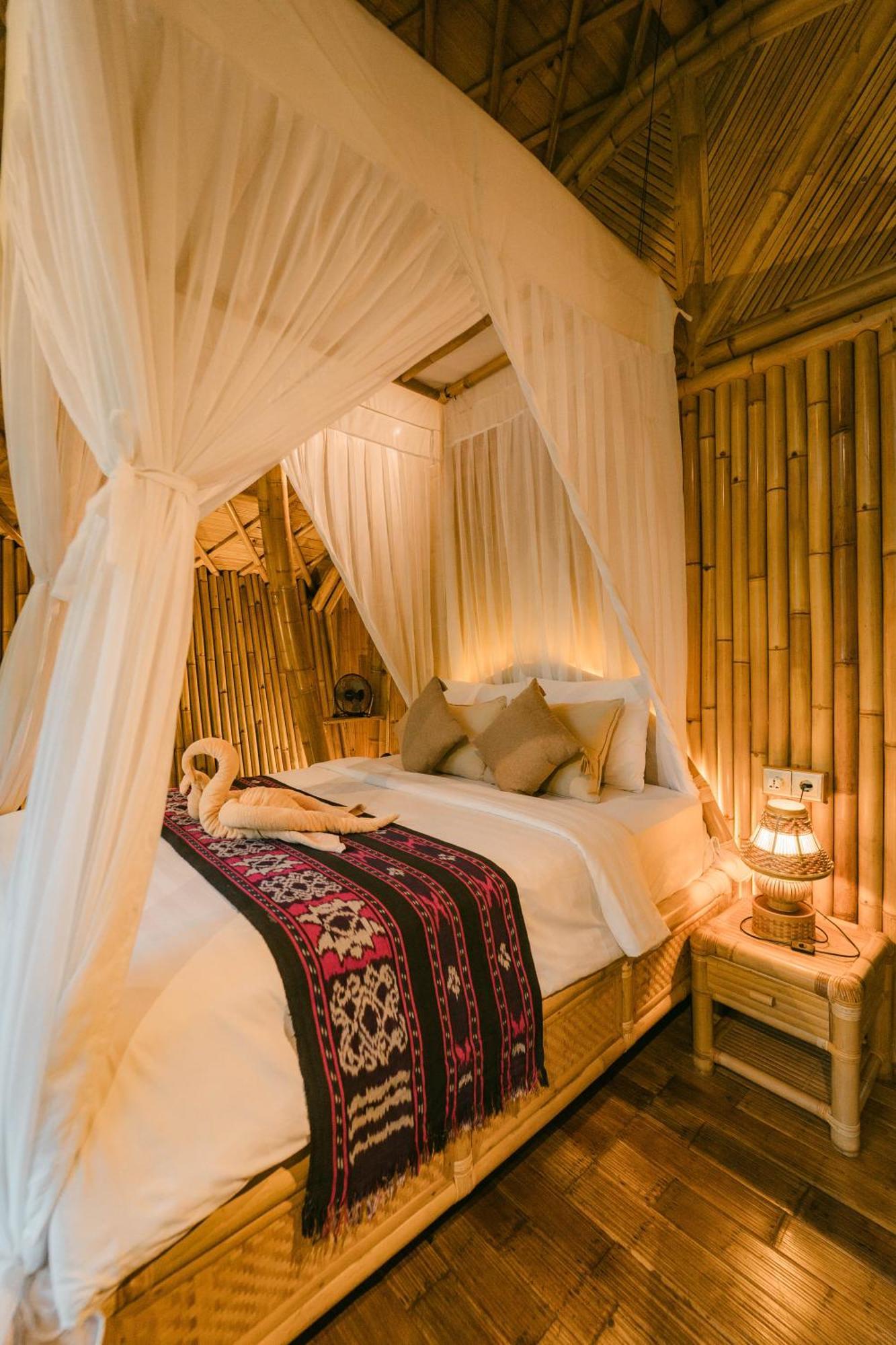 サイドメン Arcada Bali Bamboo Houseヴィラ エクステリア 写真