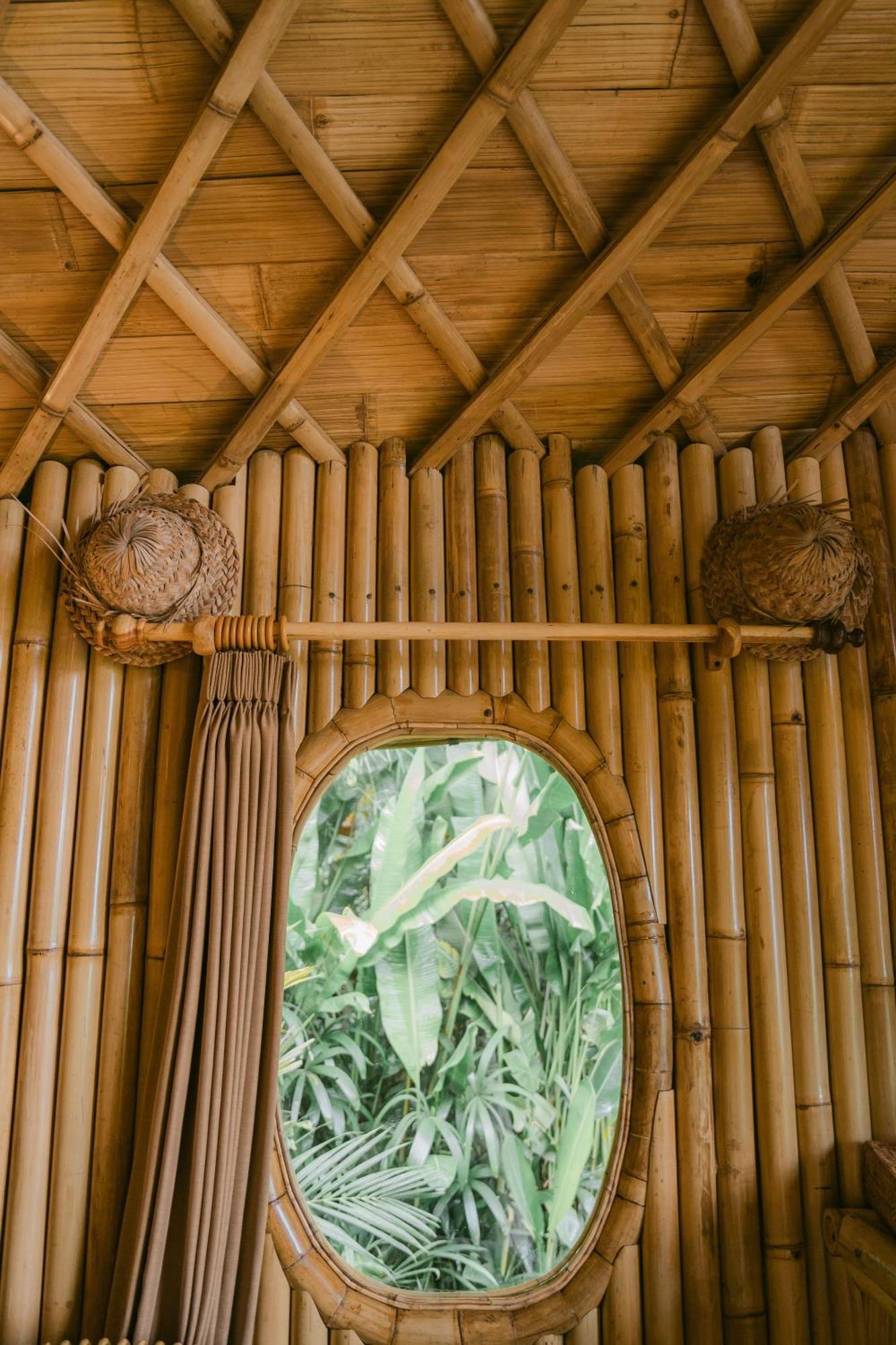 サイドメン Arcada Bali Bamboo Houseヴィラ エクステリア 写真