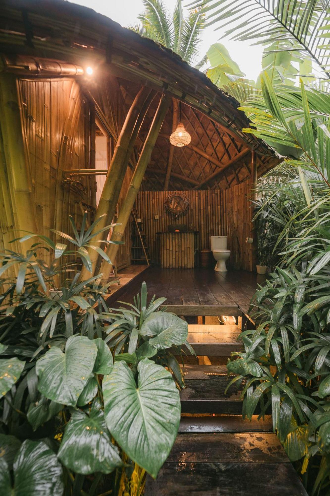サイドメン Arcada Bali Bamboo Houseヴィラ エクステリア 写真