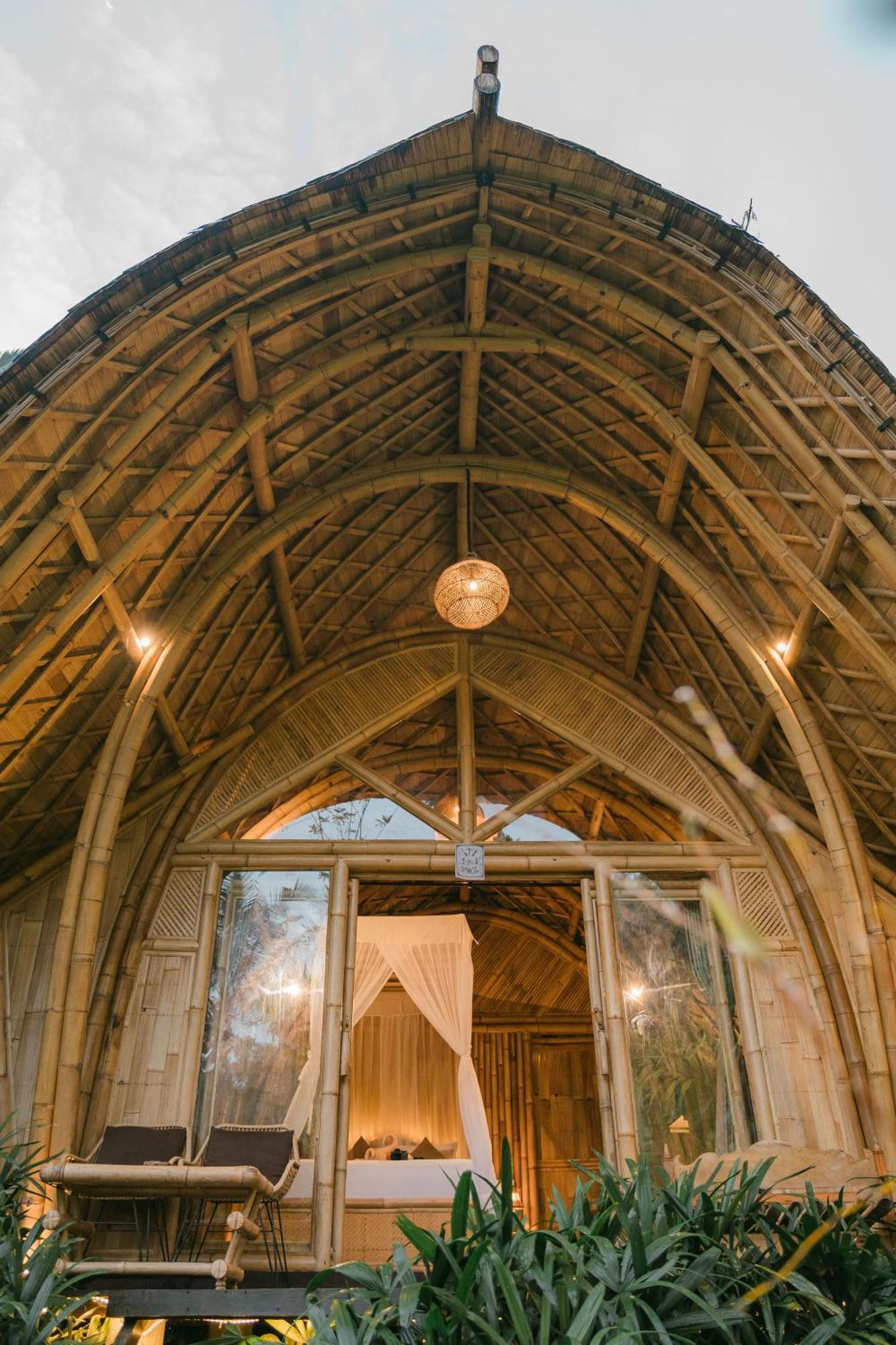 サイドメン Arcada Bali Bamboo Houseヴィラ エクステリア 写真